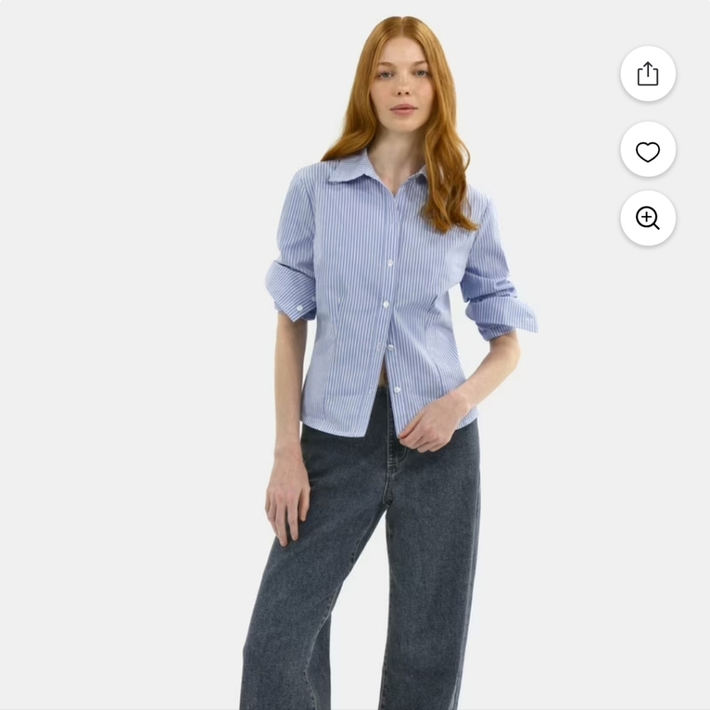 No Boundaries Light Blue Striped Button Down Shirt